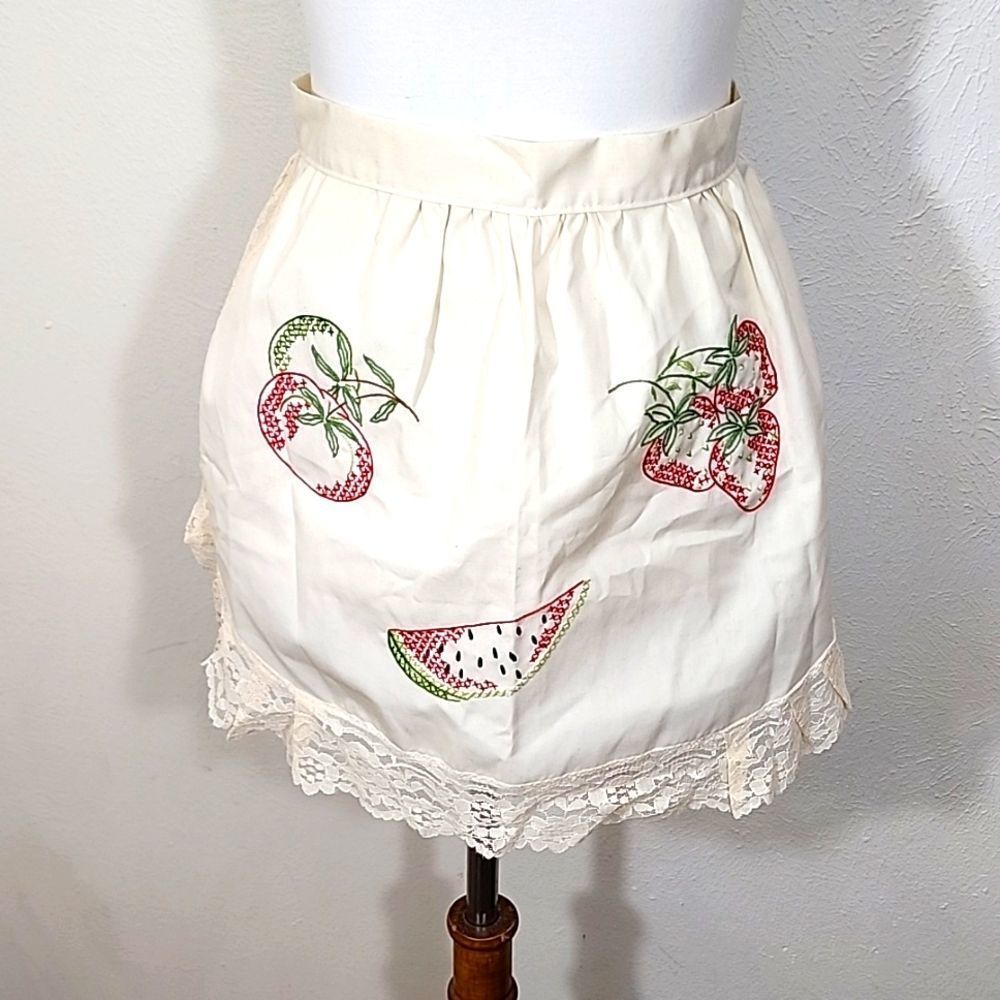 Embroidered retro fruit handmade vintage like fruit waist apron with lace trim